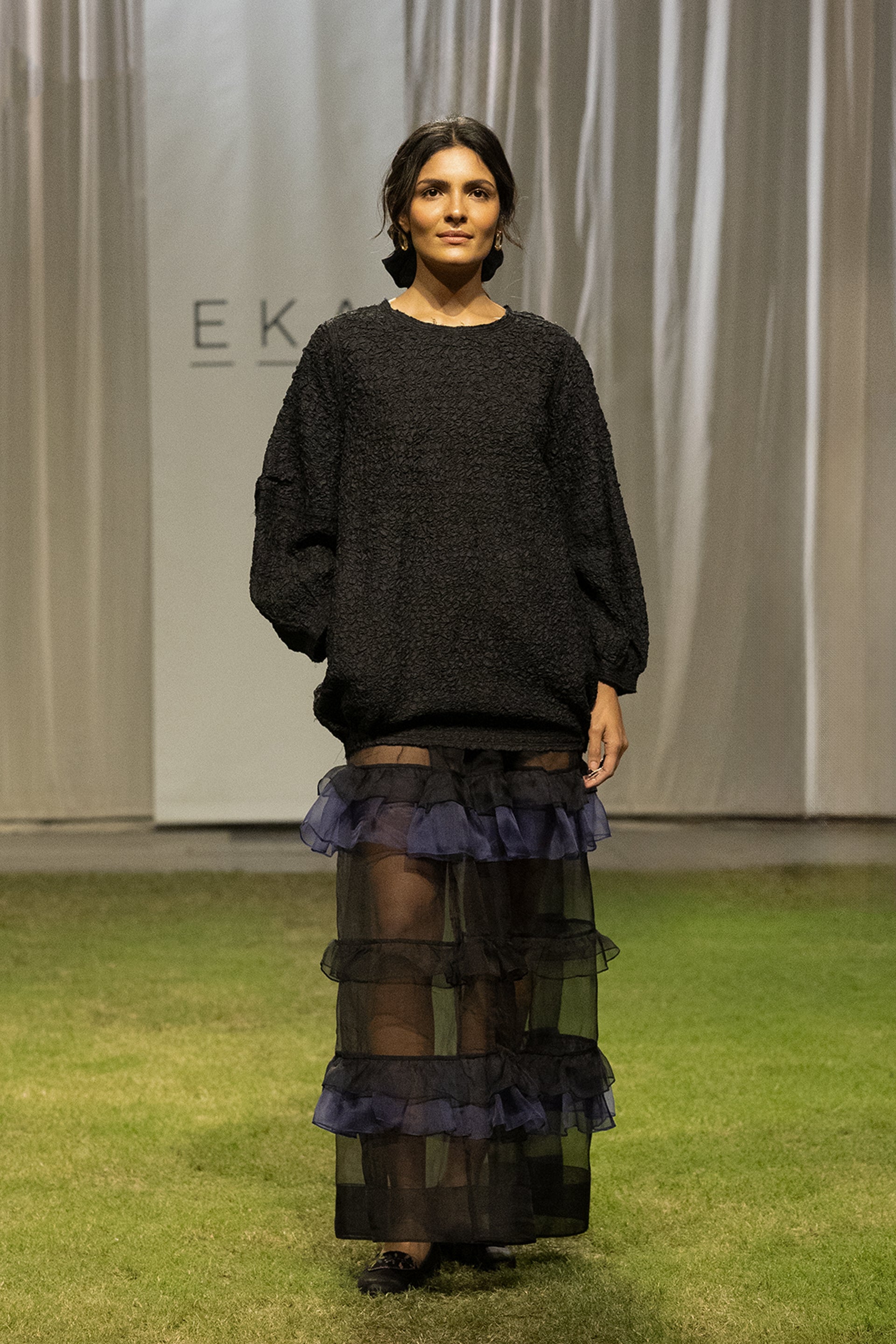 LOOK 42