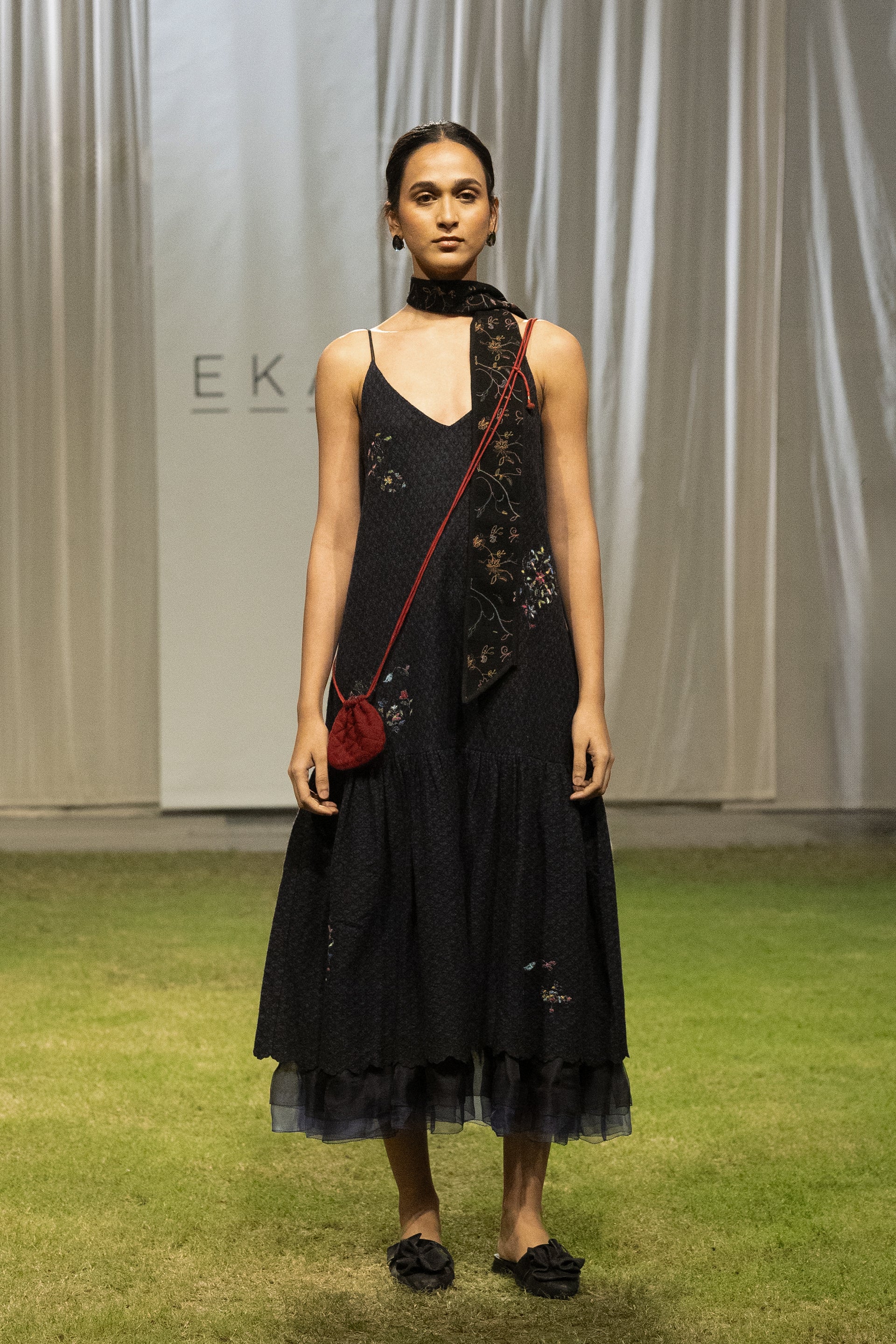 LOOK 46