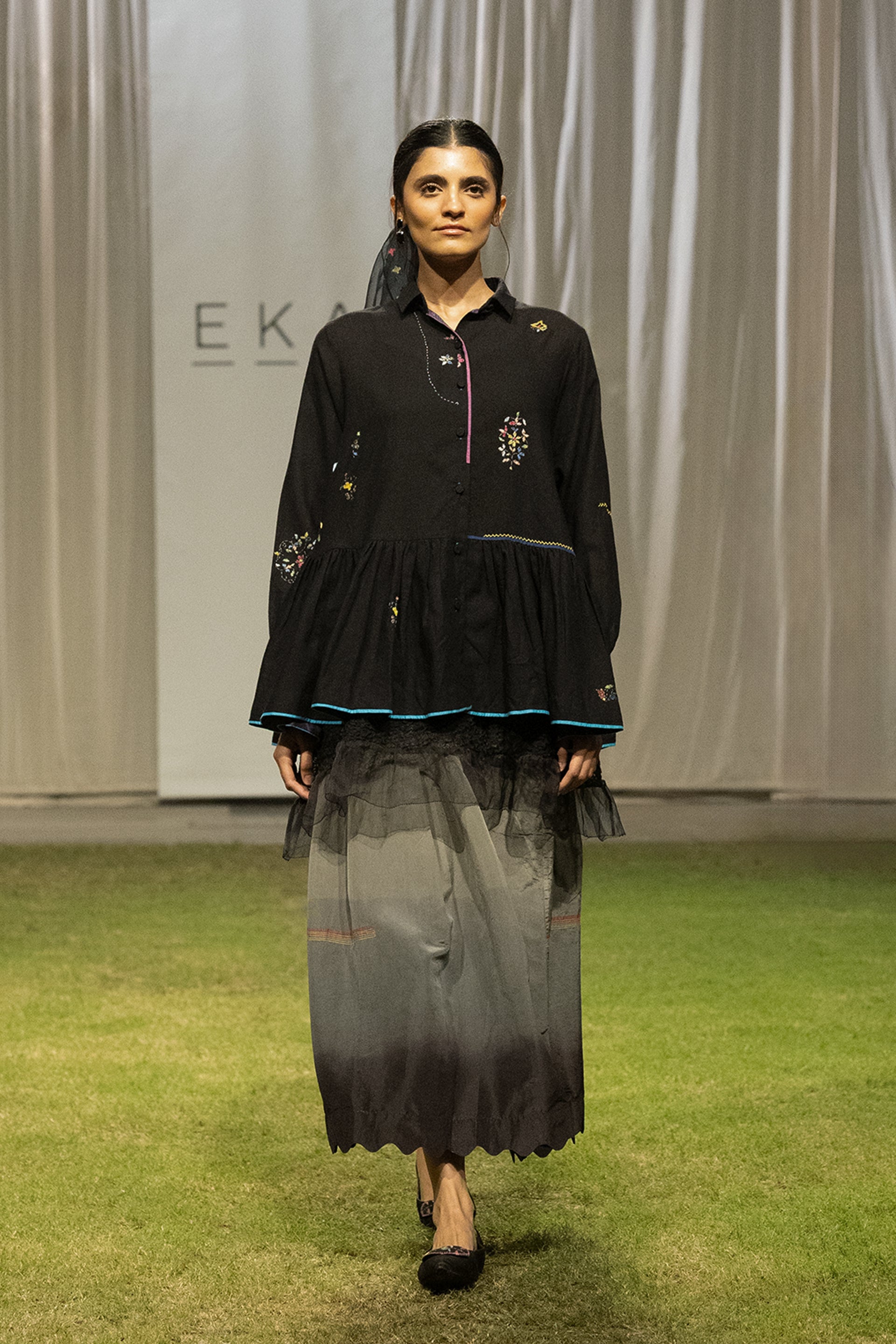 LOOK 39