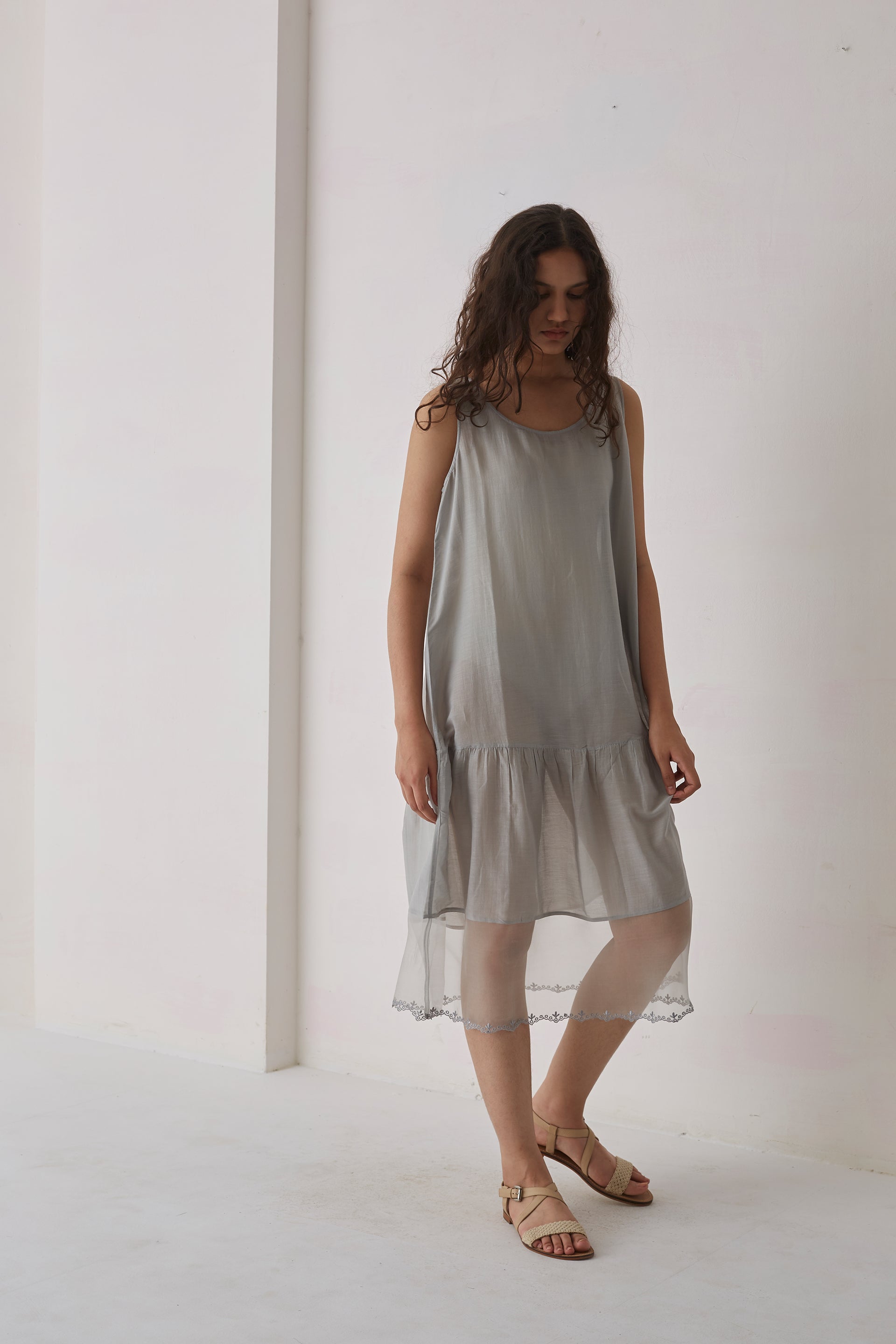 COTTON SILK UNDERLAYER WITH ORGANZA